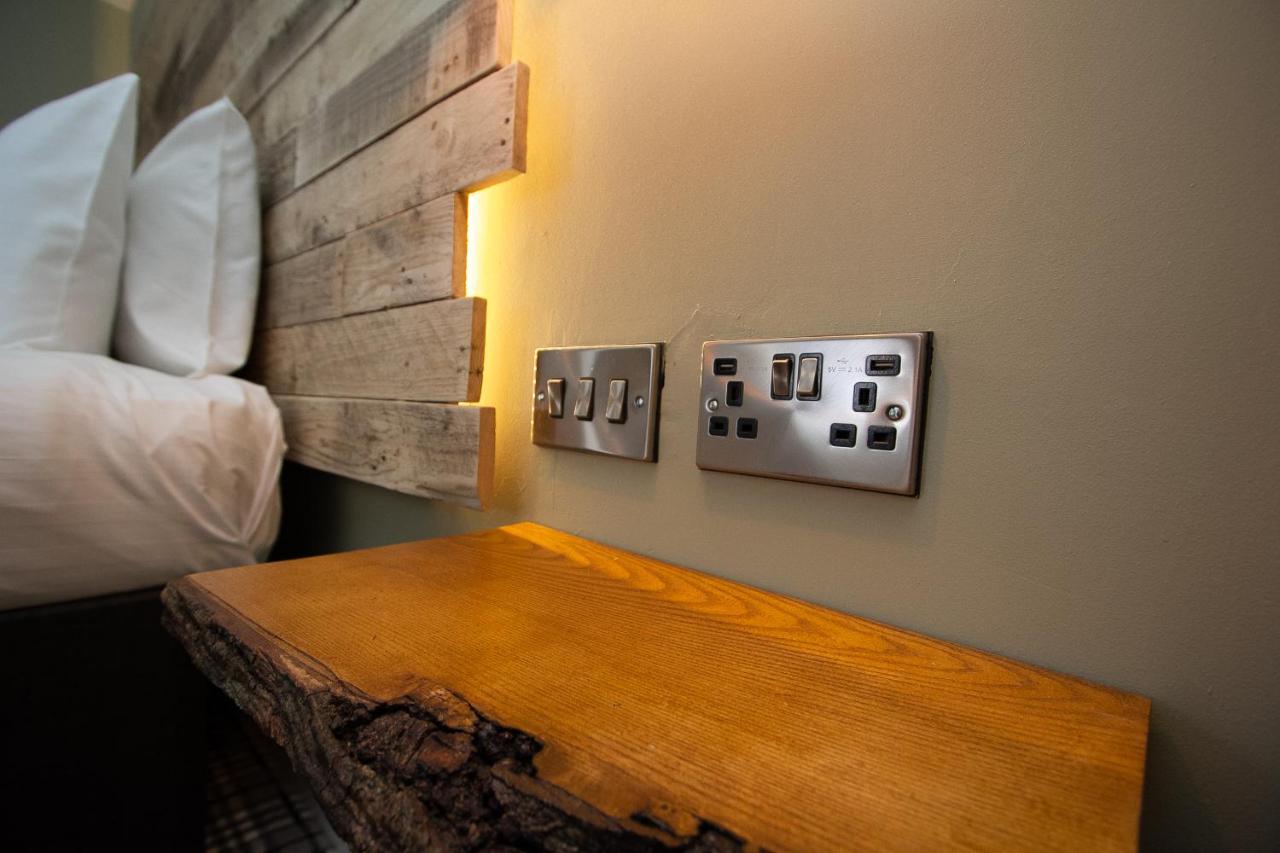 Tyr Winch Hotell Cardiff Exteriör bild