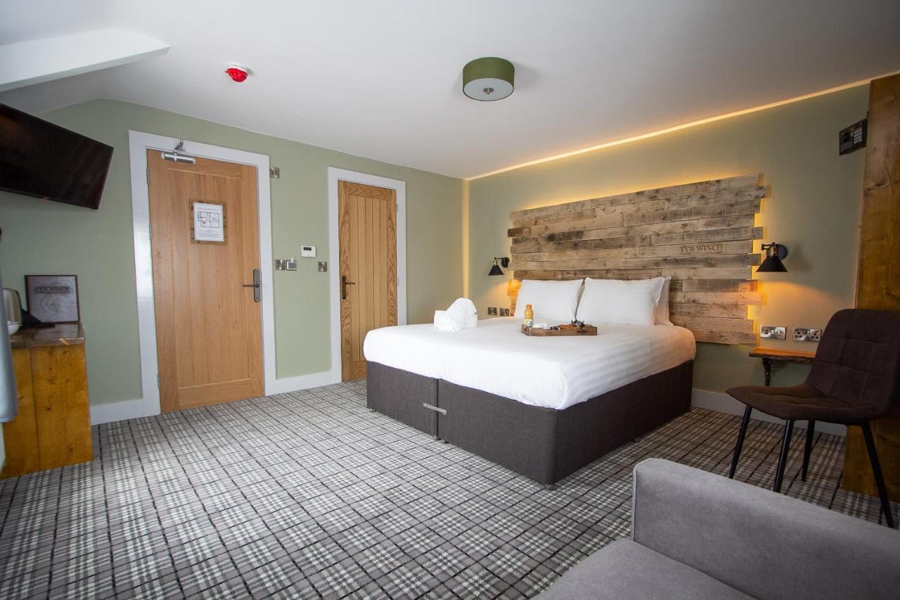 Tyr Winch Hotell Cardiff Exteriör bild